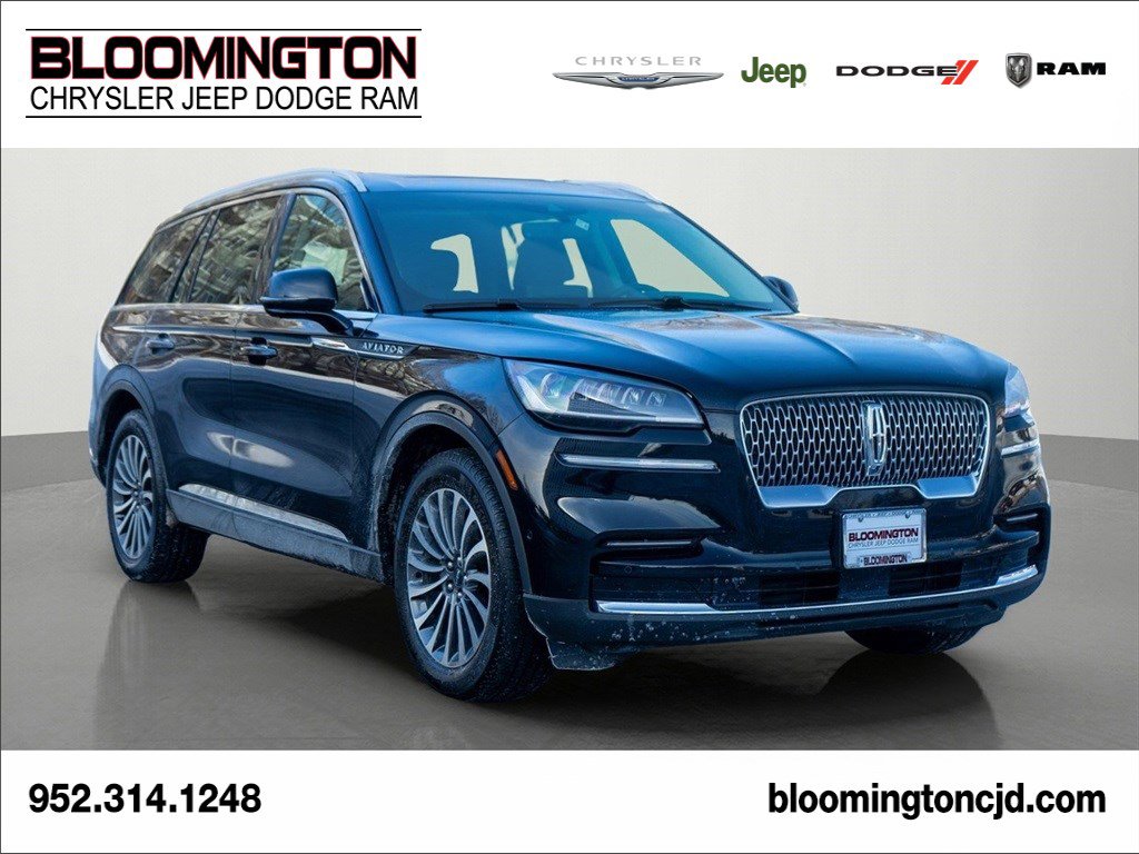 Used 2024 Lincoln Aviator Reserve AWD/4WD image 1