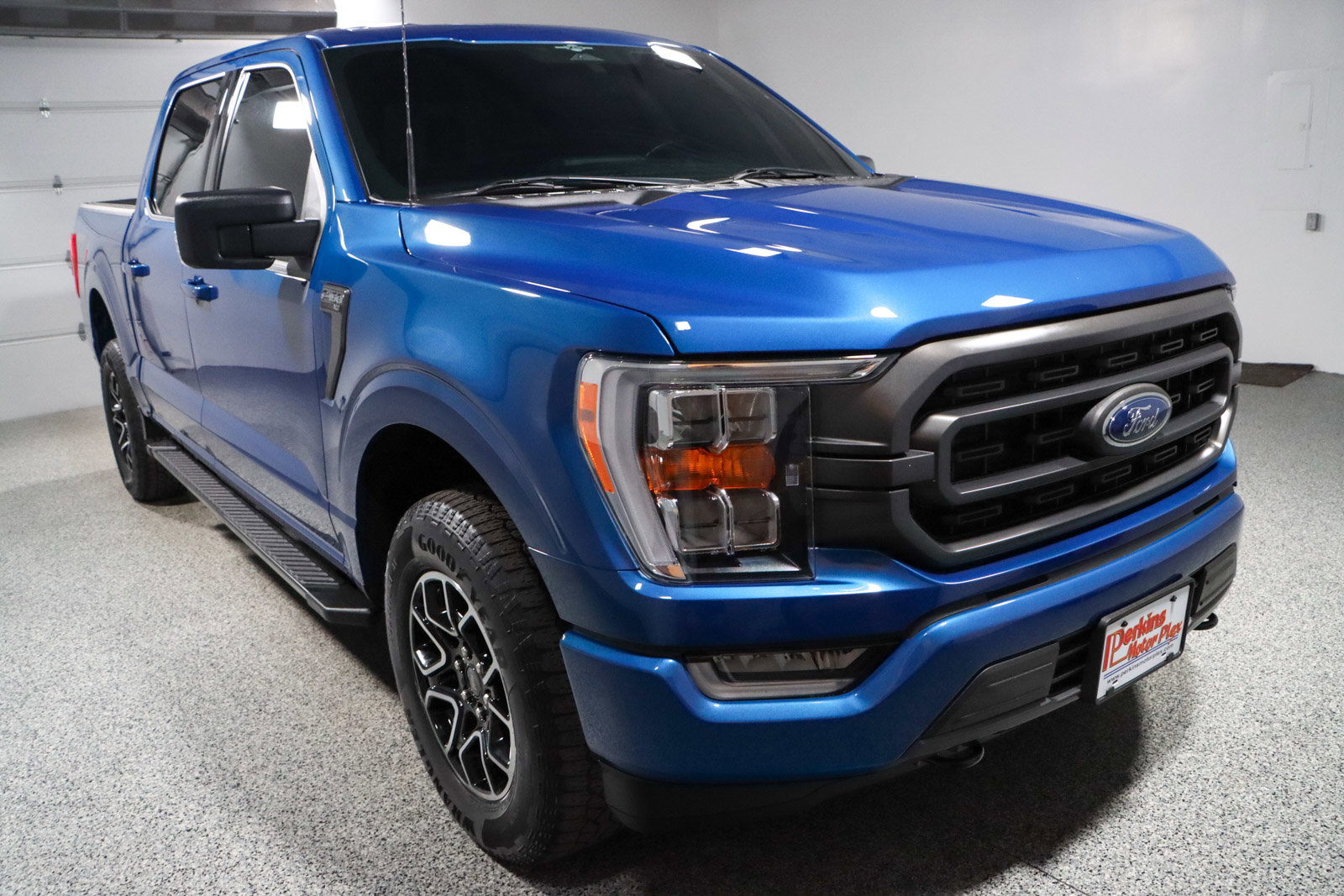 Used 2023 Ford F150 XLT w/ Equipment Group 302A High image 5