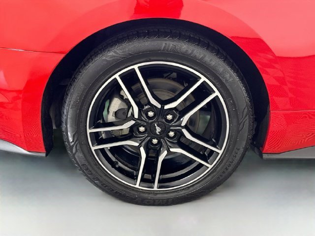 Used 2022 Ford Mustang Premium RWD image 30