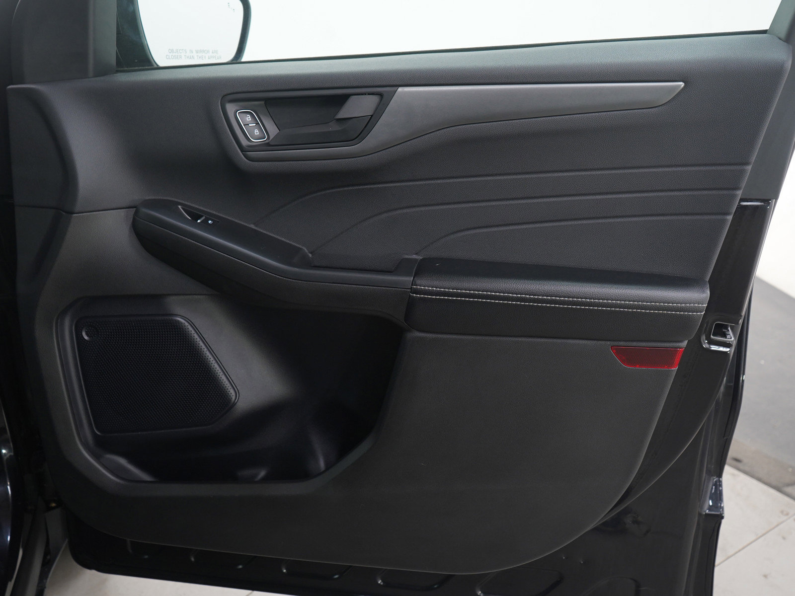 Used 2024 Ford Escape Active image 12