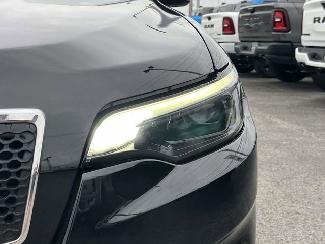 Used 2019 Jeep Cherokee Limited AWD/4WD image 9