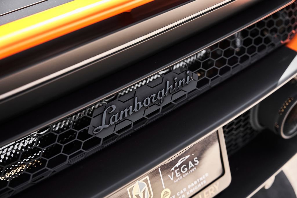 Used 2023 Lamborghini Huracan Sterrato image 16