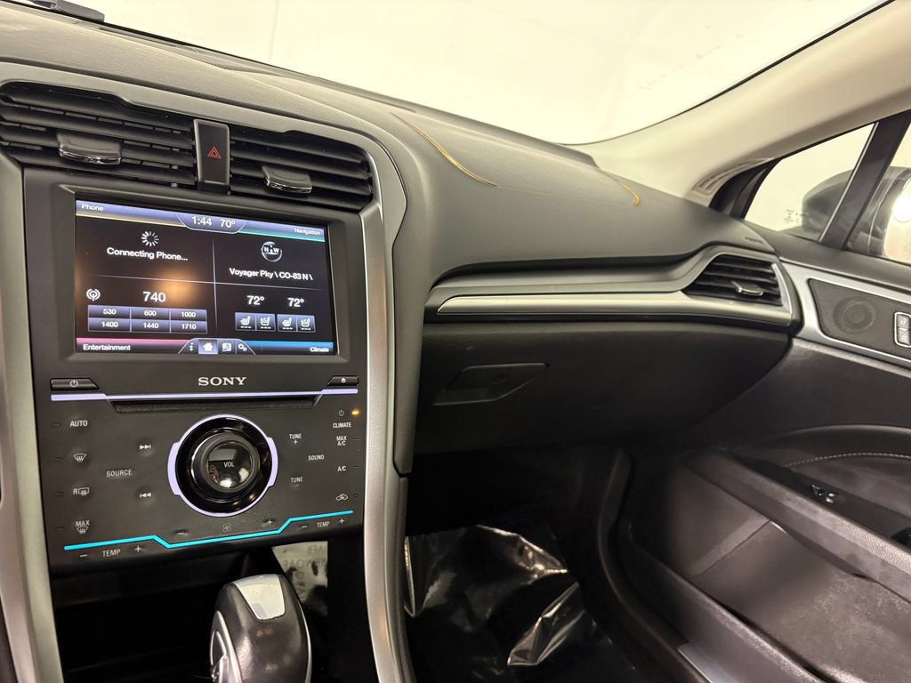 Used 2014 Ford Fusion Titanium FWD image 16