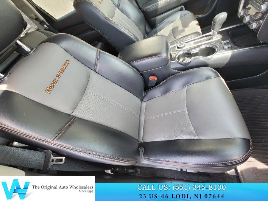 Used 2019 Nissan Pathfinder SL image 20