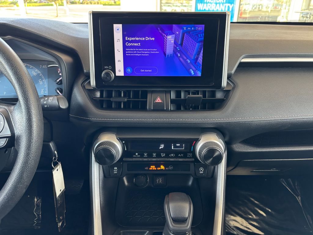 Used 2024 Toyota RAV4 LE image 13