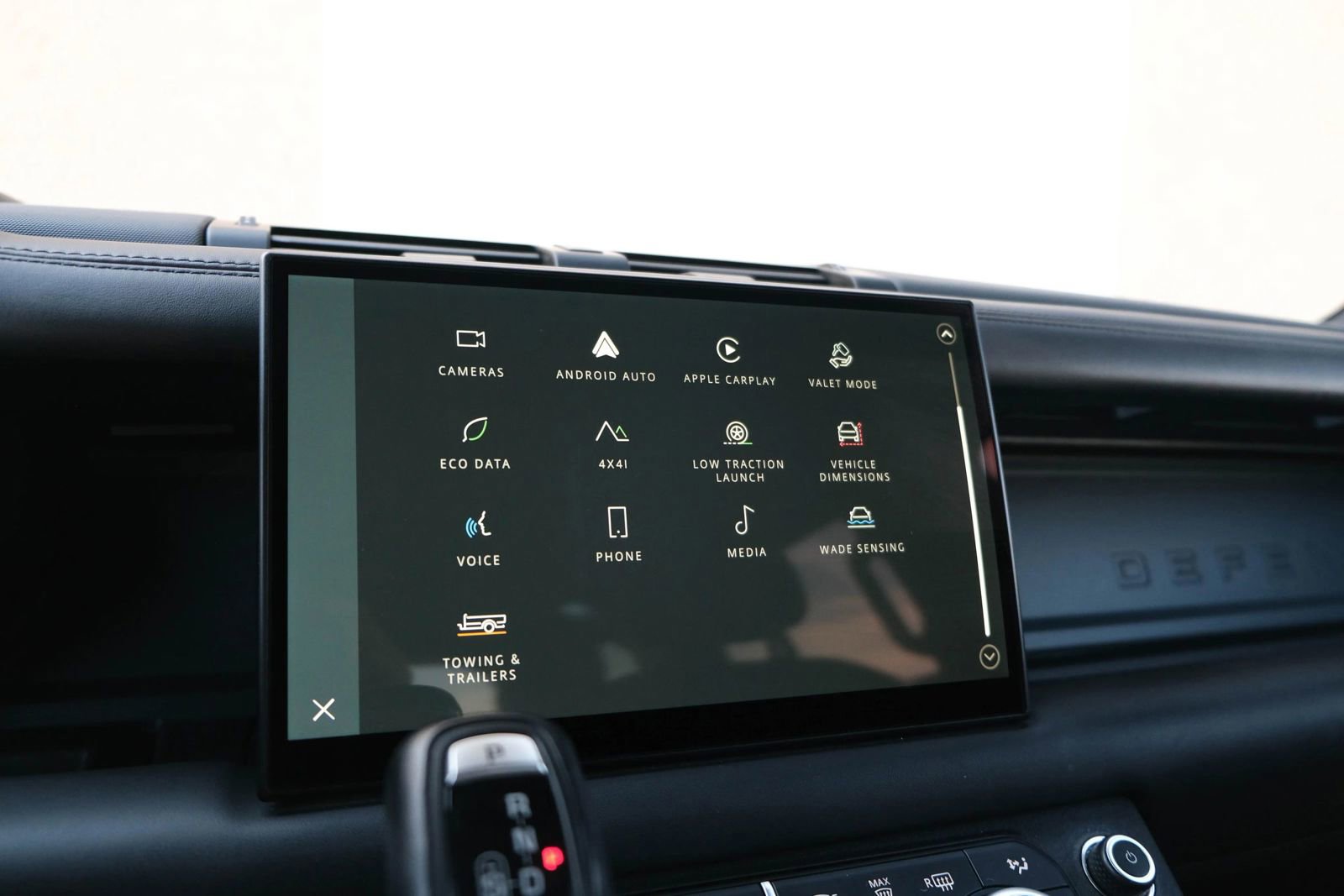 Used 2023 Land Rover Defender 110 X image 44