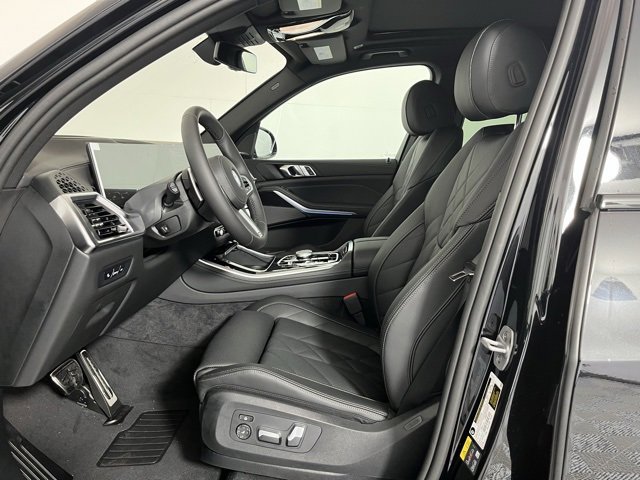 New 2026 BMW X5 xDrive50e w/ M Sport Package image 11