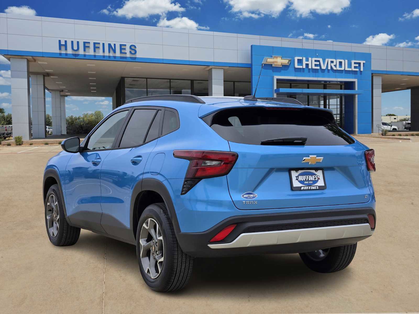 New 2025 Chevrolet Trax LT w/ Driver Confidence Package image 3