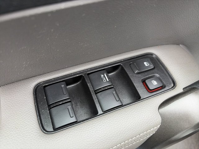 Used 2011 Honda CR-V EX-L image 13