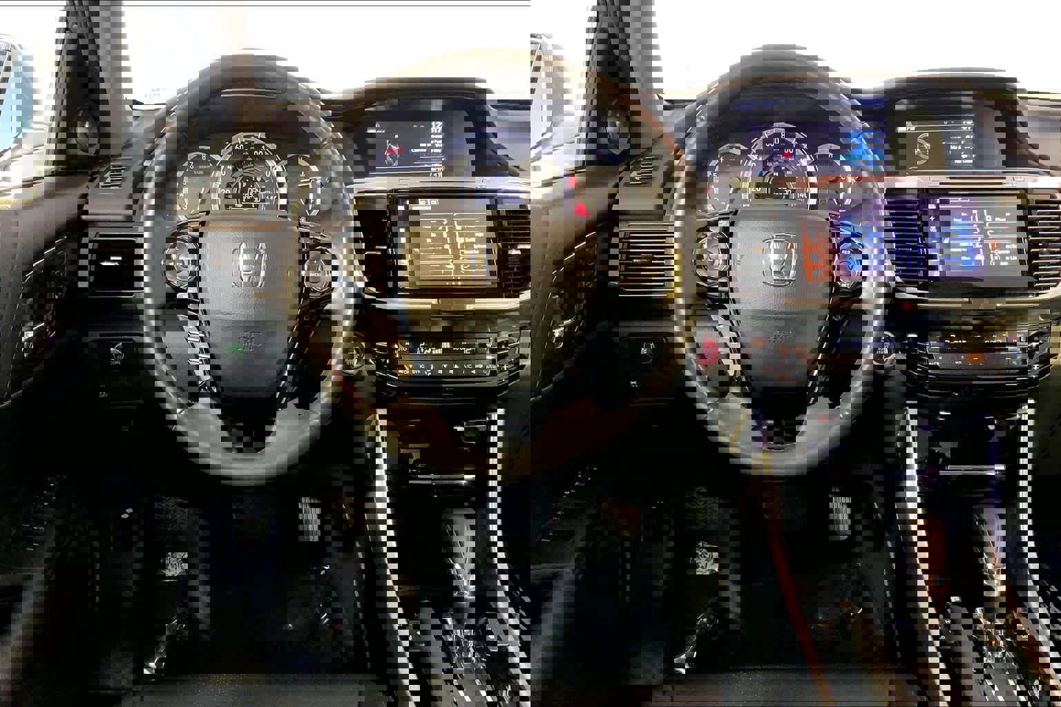 Used 2017 Honda Accord EX-L image 13