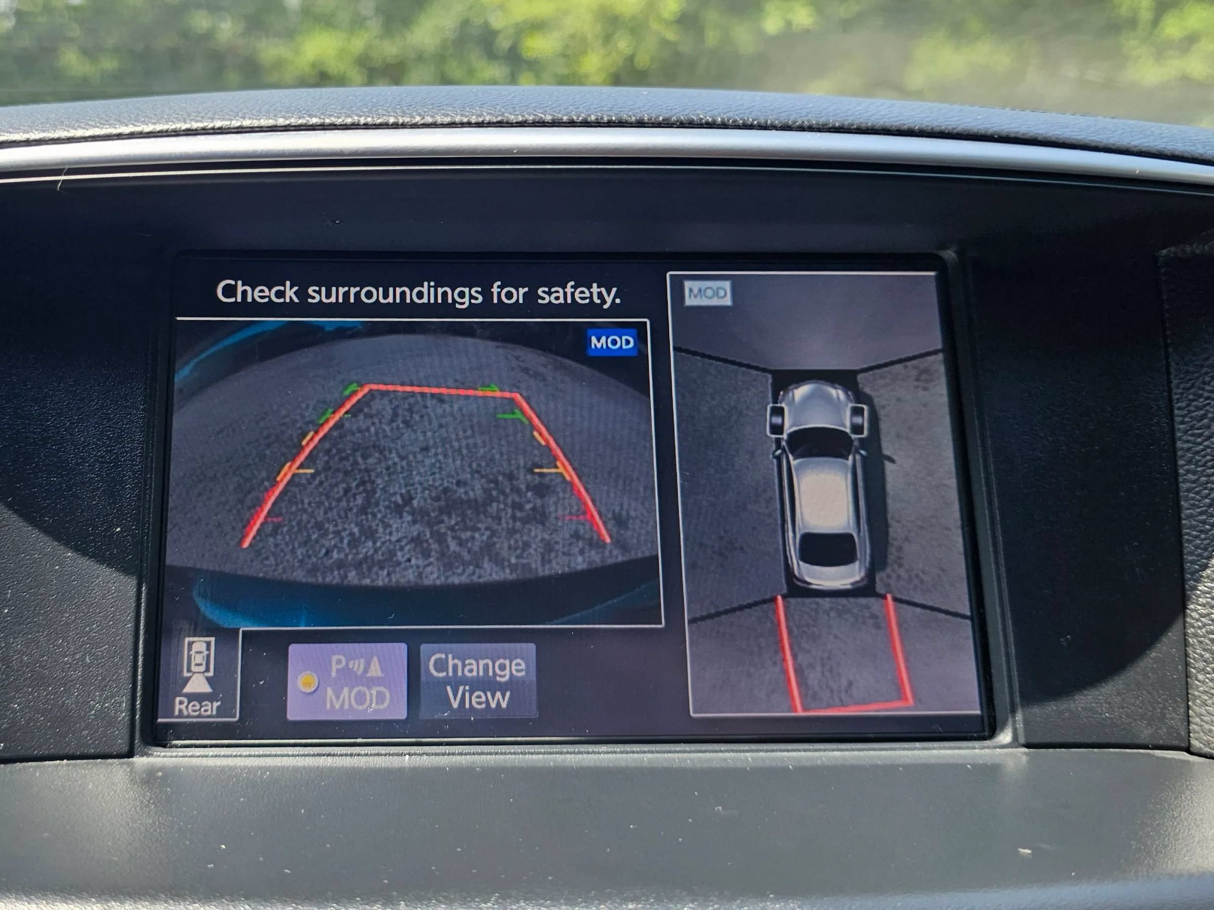 Used 2018 INFINITI Q70 Luxe RWD image 29