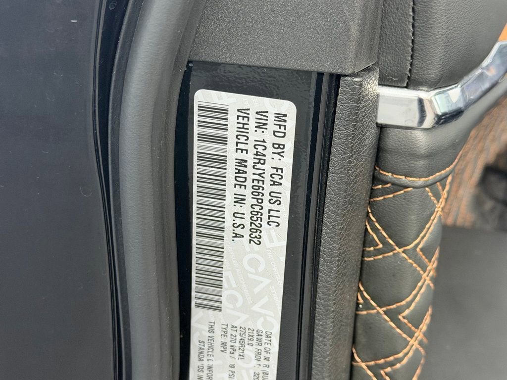 Used 2023 Jeep Grand Cherokee Summit image 41