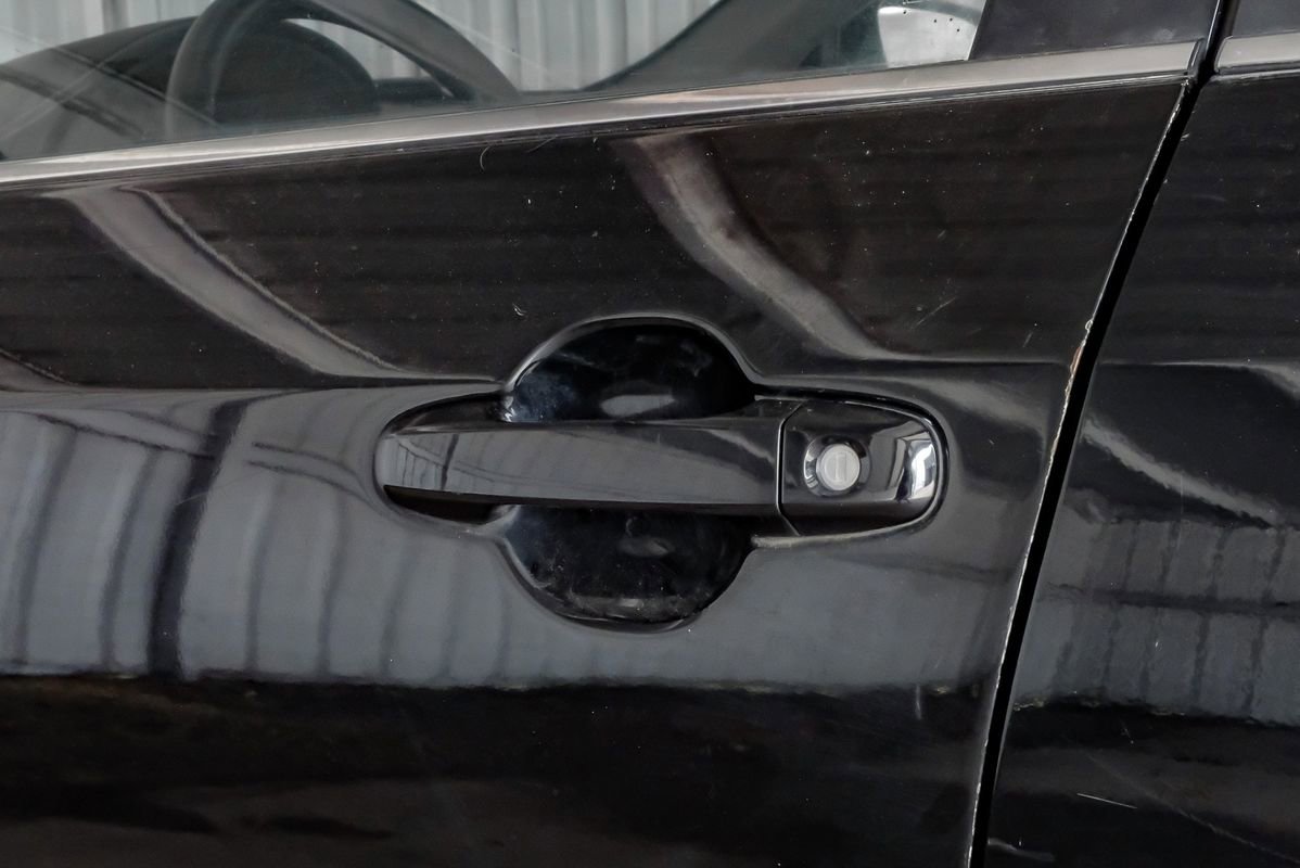 Used 2012 Toyota Camry LE FWD image 38