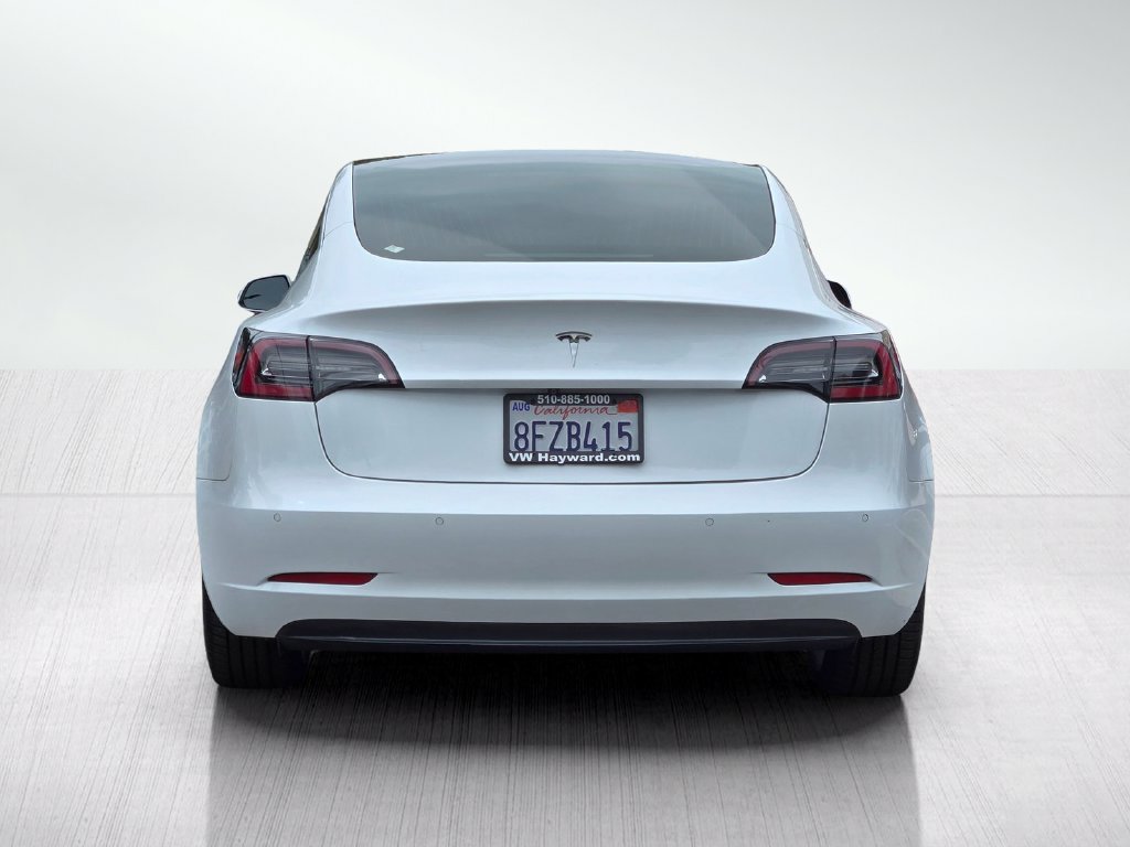 Used 2018 Tesla Model 3 Long Range RWD image 6
