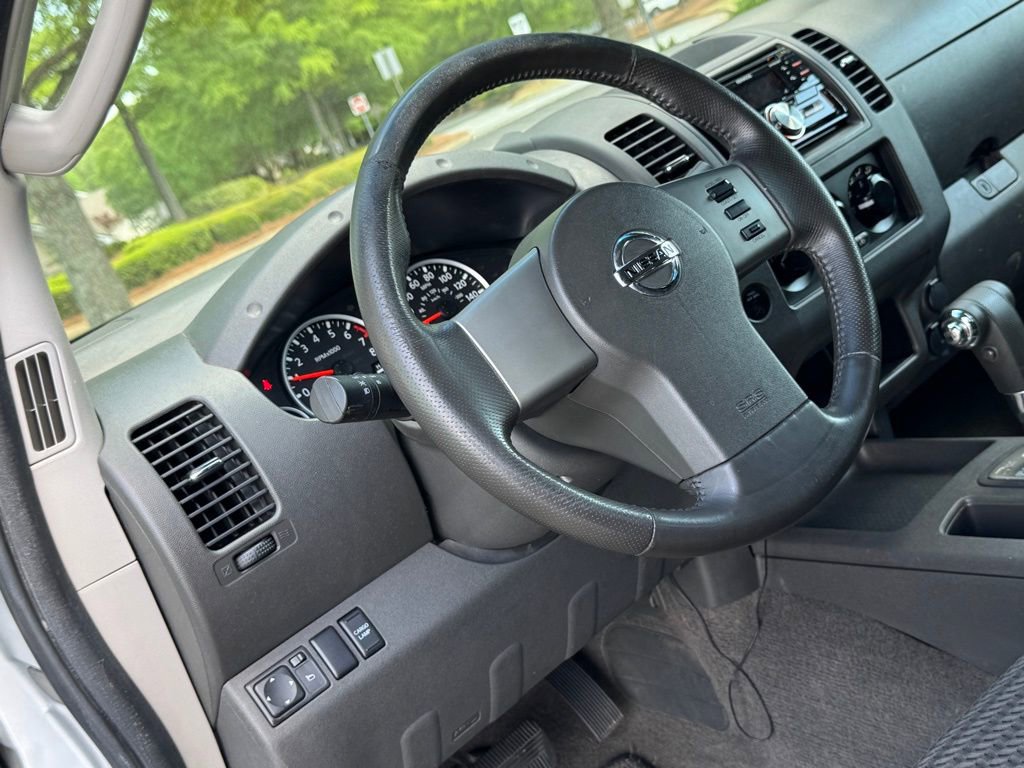 Used 2006 Nissan Frontier LE RWD image 4