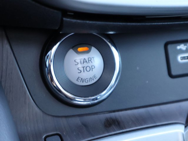 Used 2021 Nissan Murano Platinum w/ Cargo Package AWD/4WD image 17