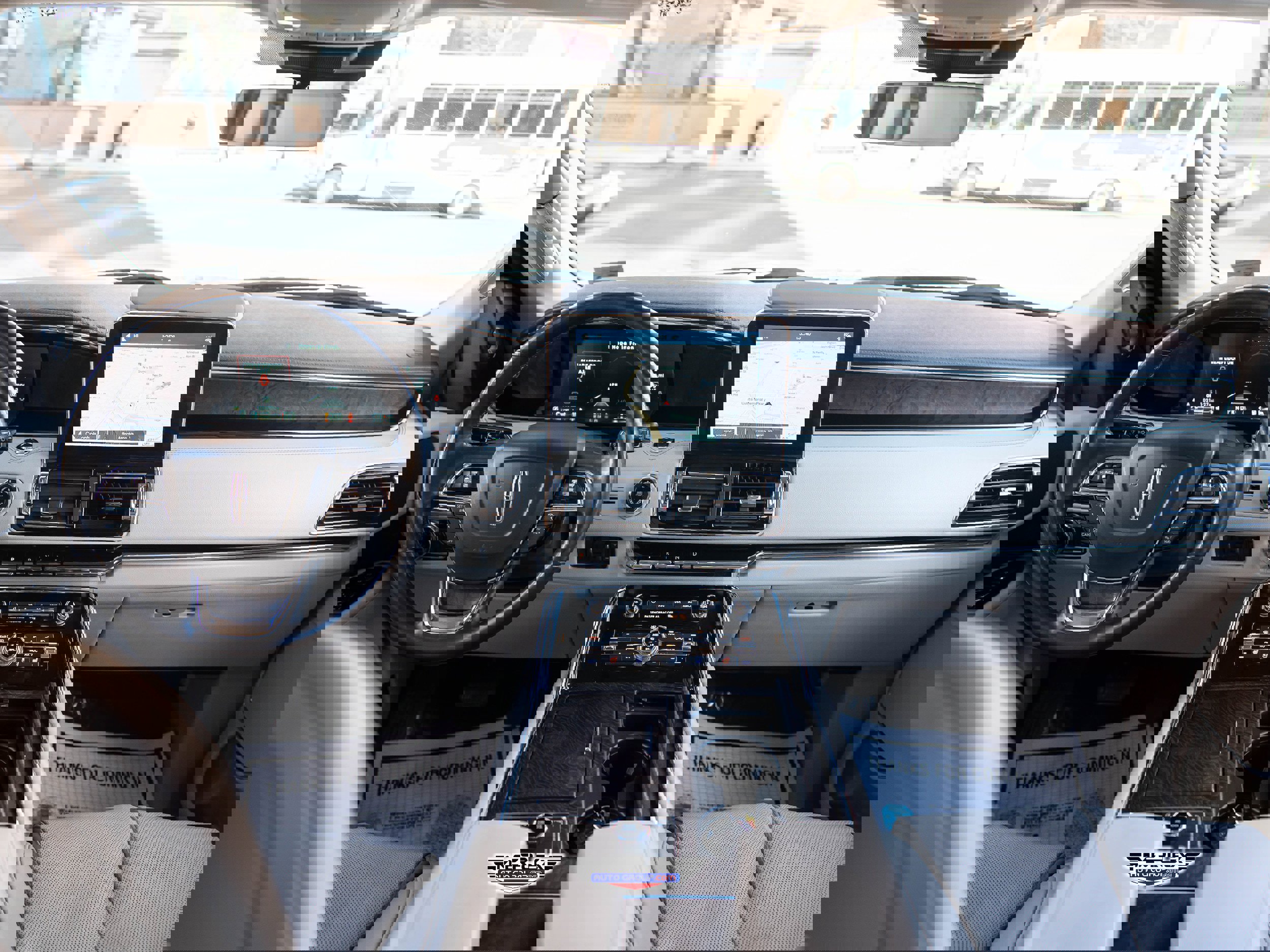 Used 2018 Lincoln Navigator Select w/ Technology Package image 14