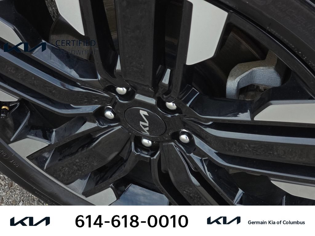 Certified 2024 Kia Telluride SX Prestige w/ Towing Package AWD/4WD image 12