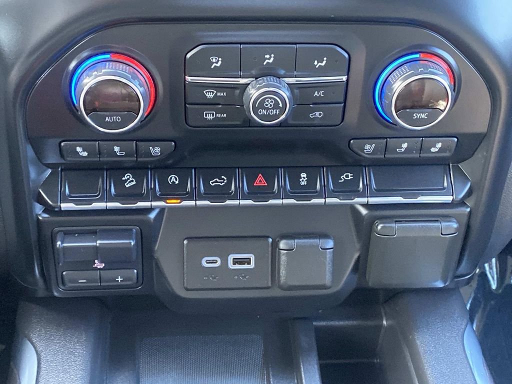 Used 2019 Chevrolet Silverado 1500 LTZ image 44