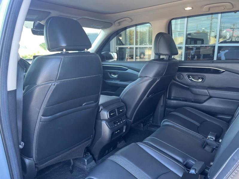 Used 2024 Honda Pilot Touring image 37