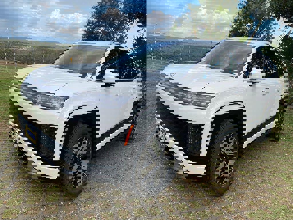 New 2026 Hyundai Ioniq 9 SEL image 3