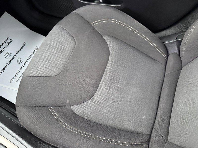 Used 2016 Jeep Cherokee Latitude image 27