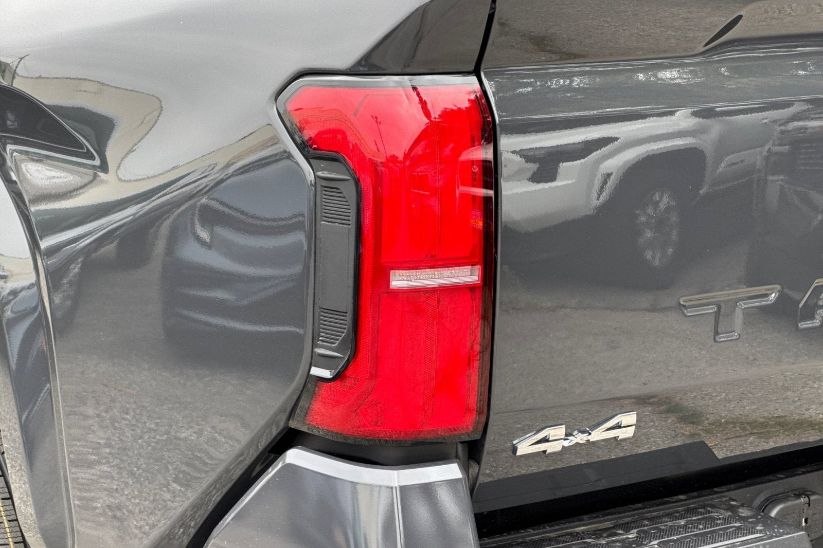 New 2026 Toyota Tacoma SR5 AWD/4WD image 31