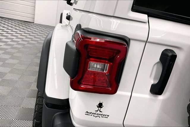 Used 2026 Jeep Wrangler Unlimited Rubicon AWD/4WD image 32