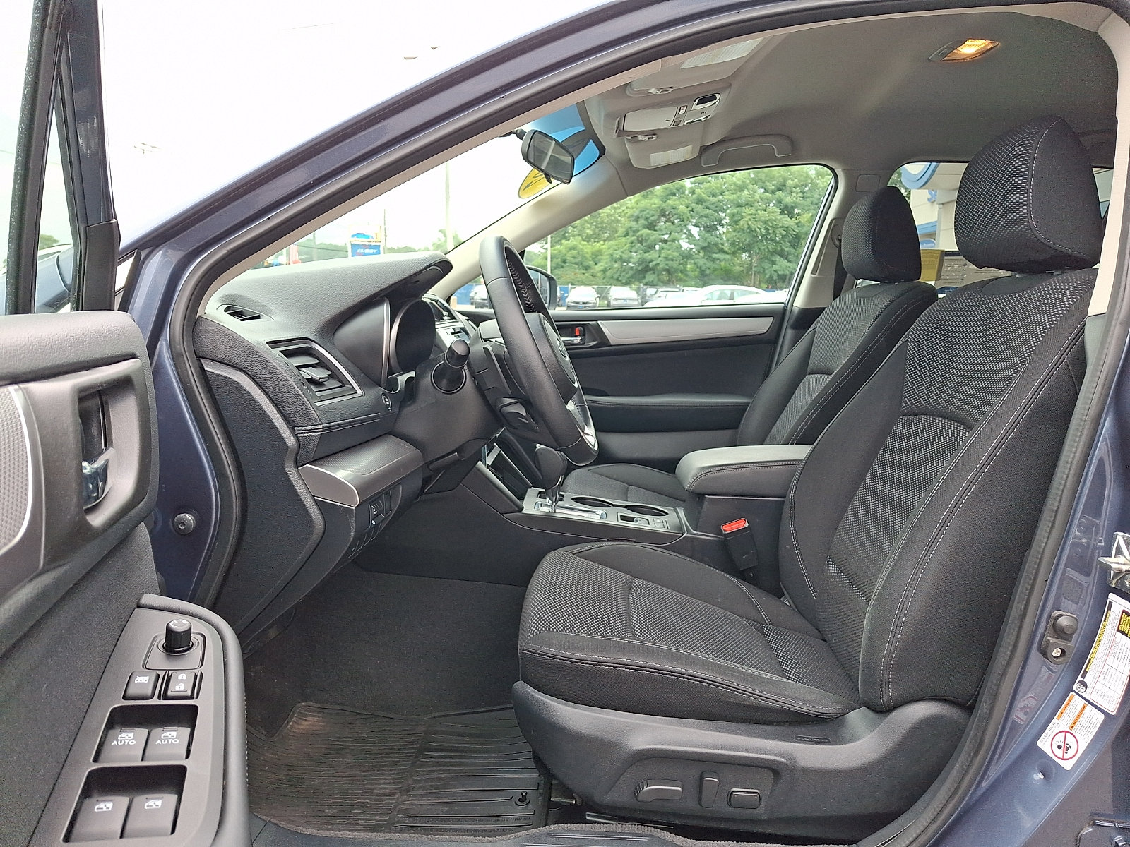Used 2018 Subaru Outback 2.5i Premium AWD/4WD image 14