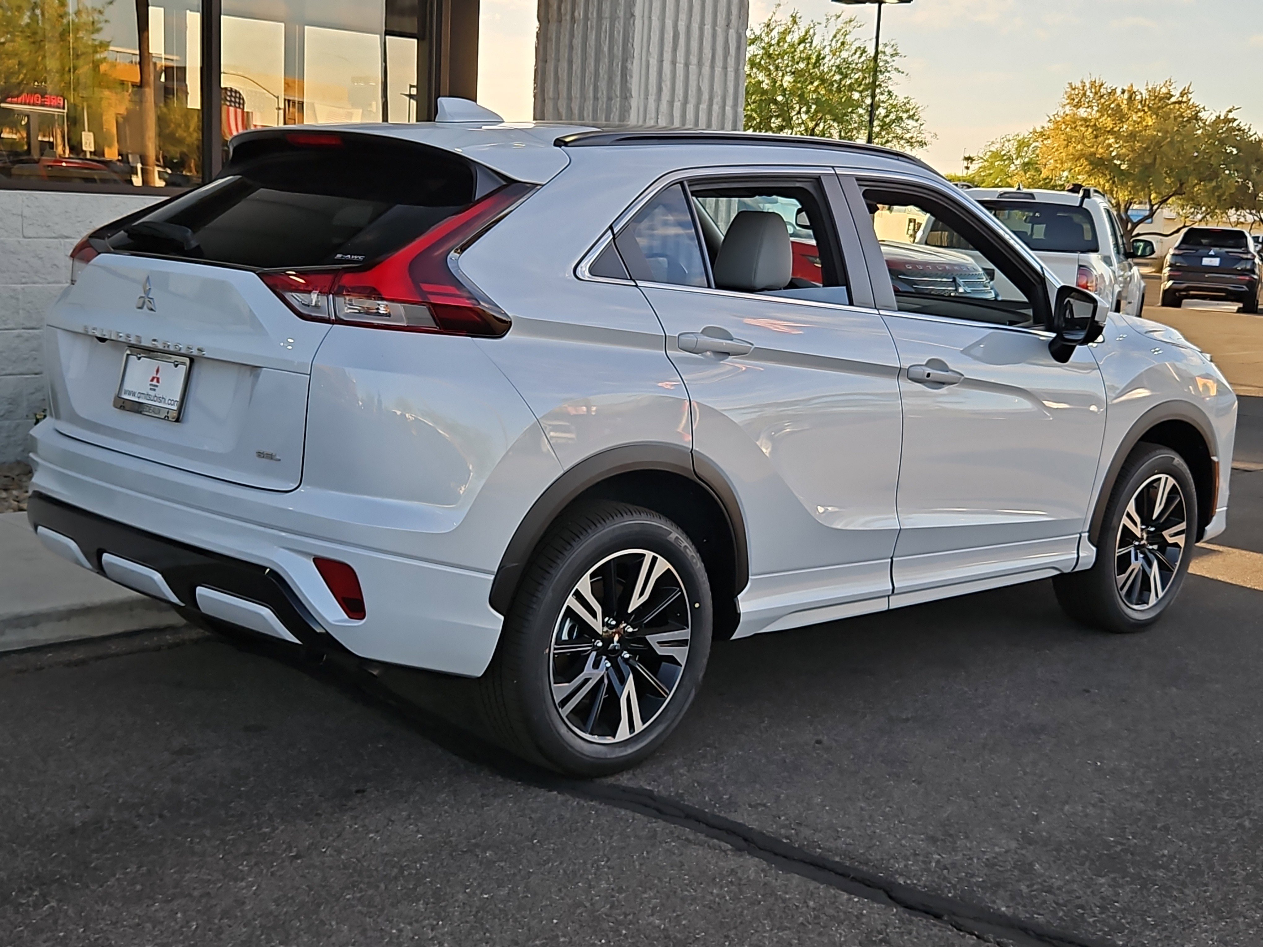 New 2025 Mitsubishi Eclipse Cross SEL image 4