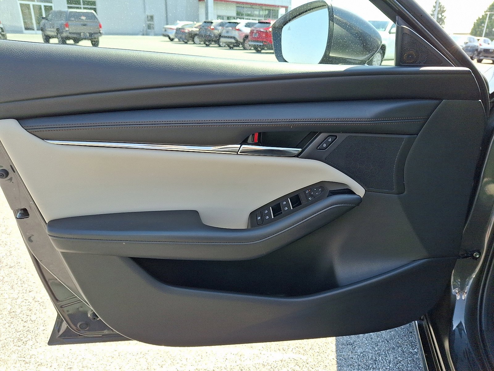 Certified 2023 MAZDA MAZDA3 s FWD image 13
