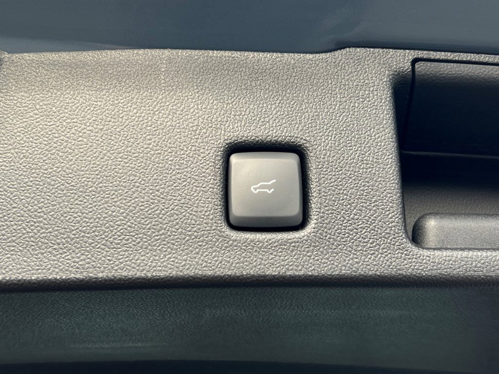 New 2026 Ford Escape Active w/ Active Premium Tech Pack AWD/4WD image 13