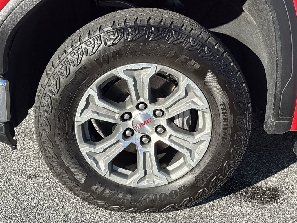 Certified 2024 GMC Sierra 1500 SLE w/ Preferred Package image 35