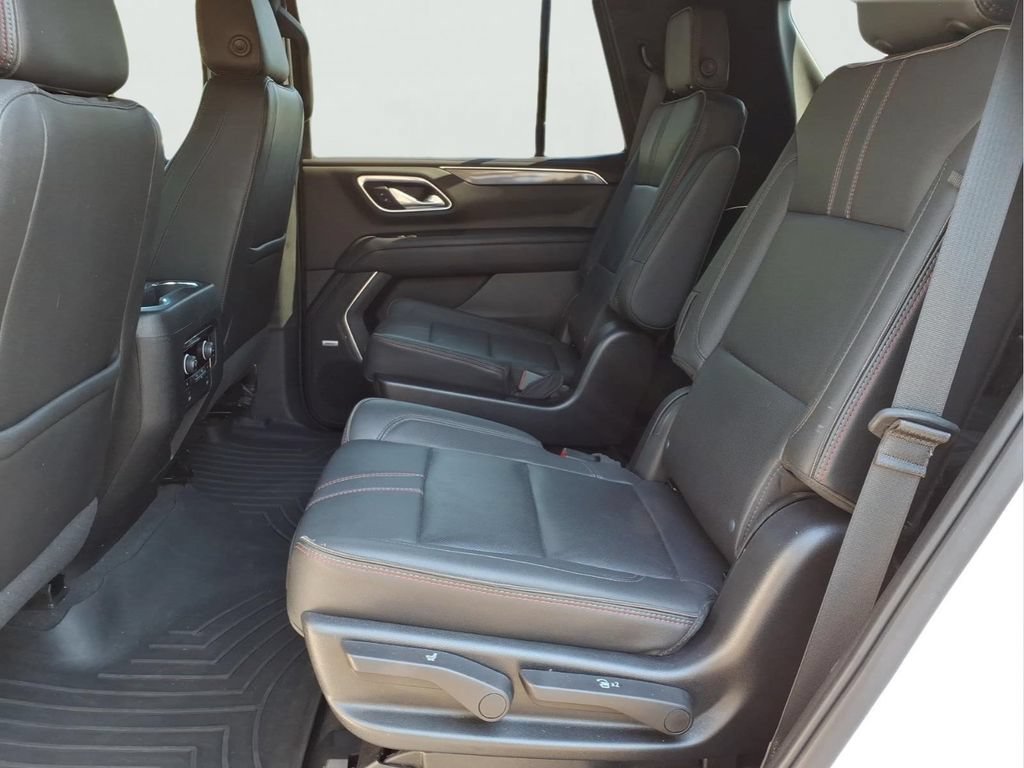 Used 2022 Chevrolet Tahoe RST w/ Luxury Package AWD/4WD image 22