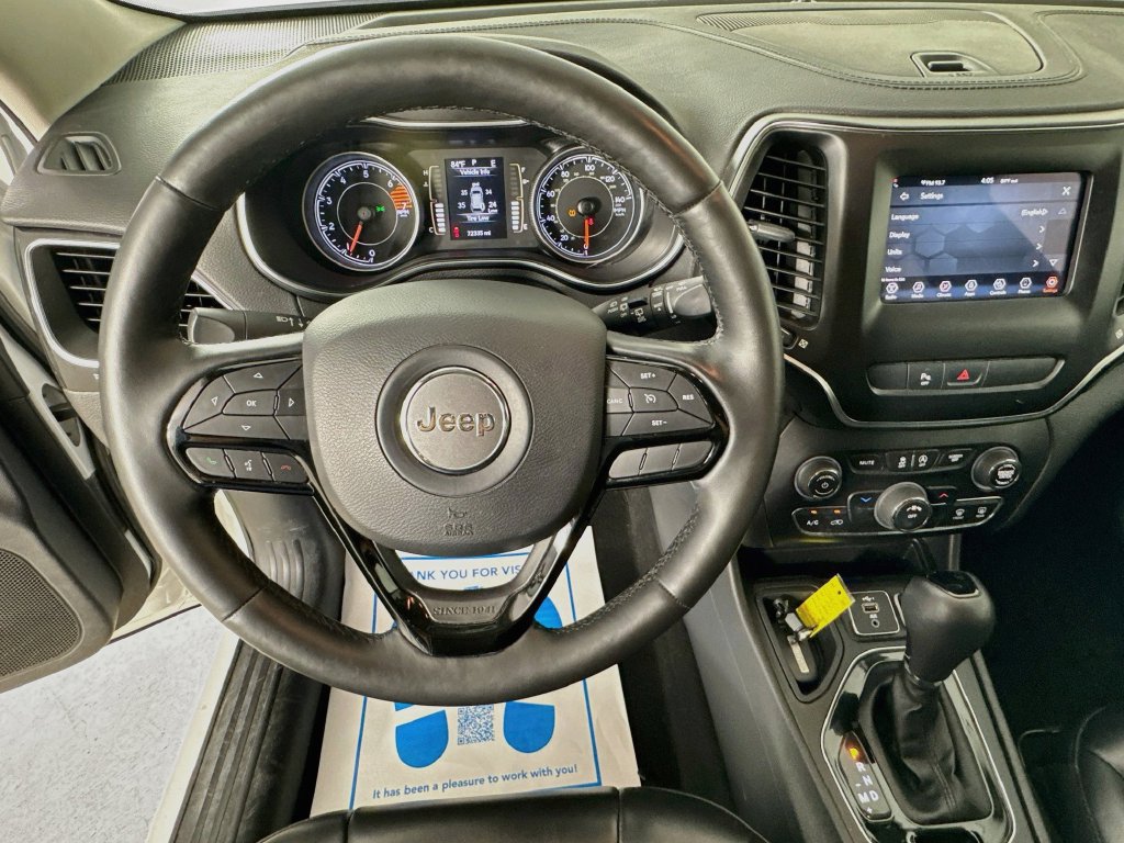 Used 2020 Jeep Cherokee Latitude Plus FWD image 12