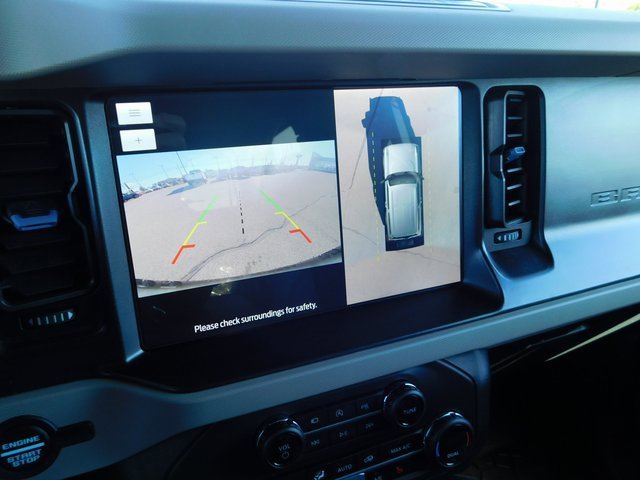 Used 2023 Ford Bronco Wildtrak image 37