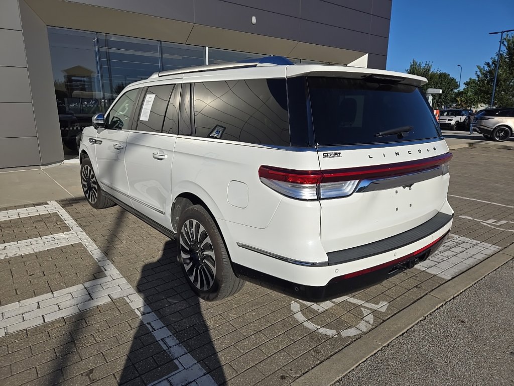 Used 2022 Lincoln Navigator L Black Label AWD/4WD image 7