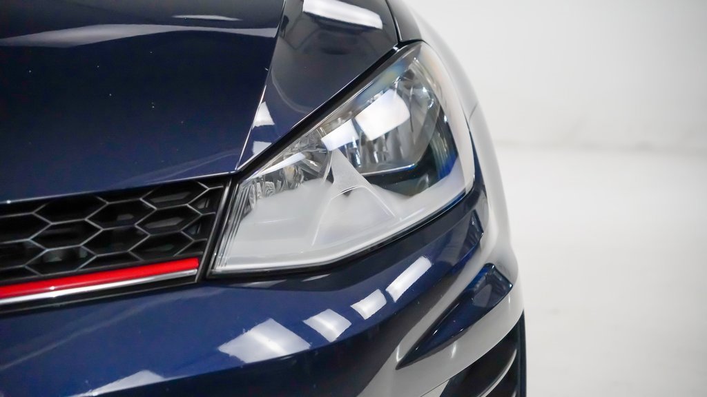 Used 2016 Volkswagen GTI SE image 7