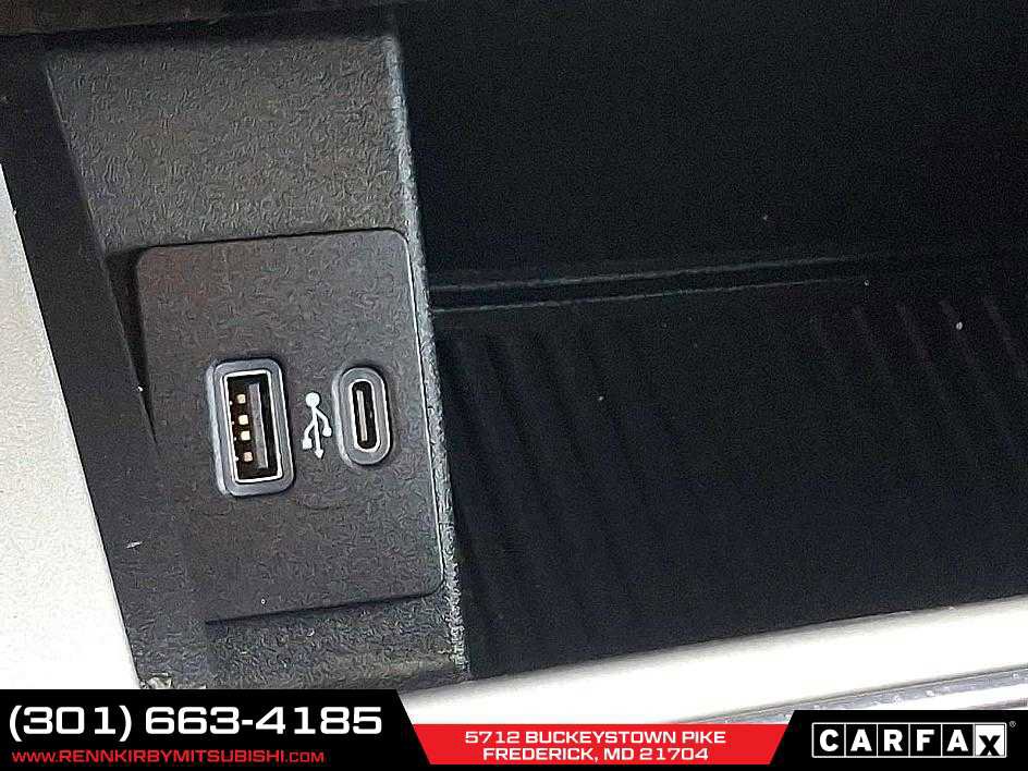 Used 2022 Ford F350 Lariat image 28