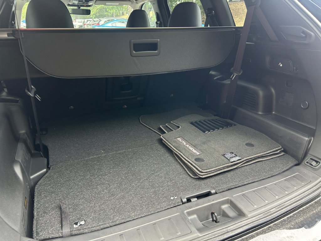 New 2026 Mitsubishi Outlander SE FWD image 20