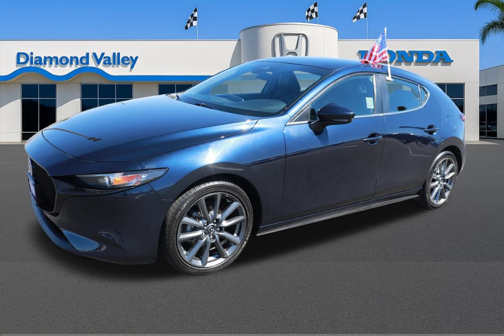 Used 2020 MAZDA MAZDA3 Hatchback FWD image 3