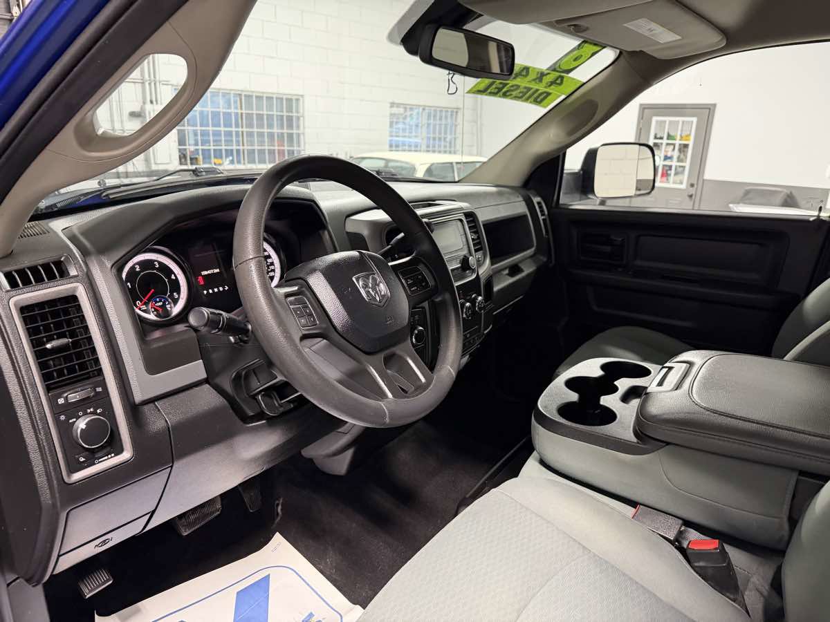 Used 2018 RAM 2500 Tradesman w/ Chrome Appearance Group AWD/4WD image 14