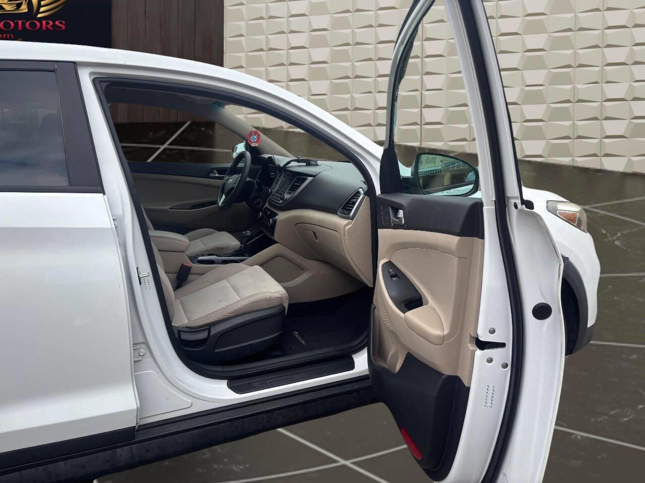 Used 2018 Hyundai Tucson SE FWD image 12