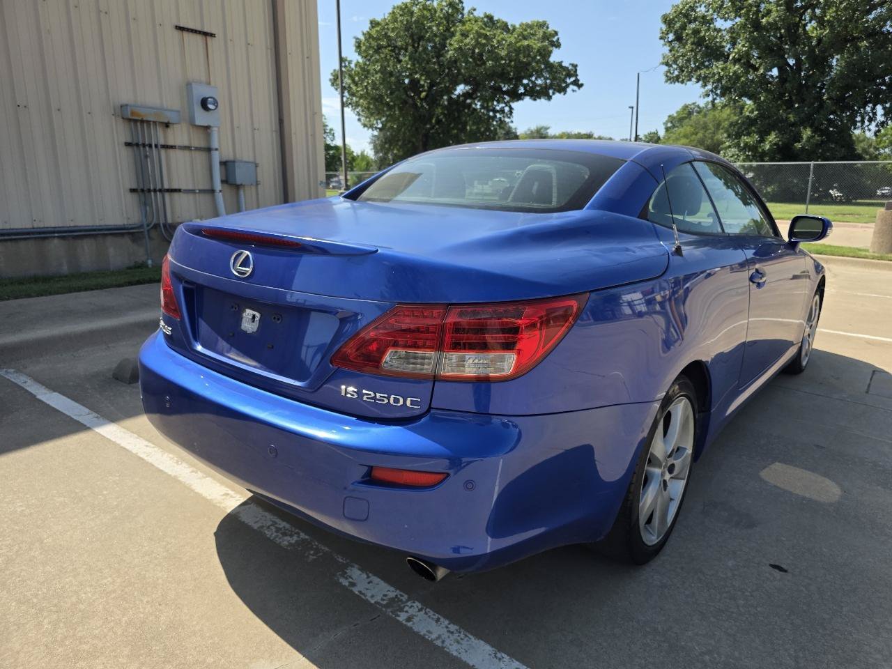 Used 2010 Lexus IS 250C RWD image 40