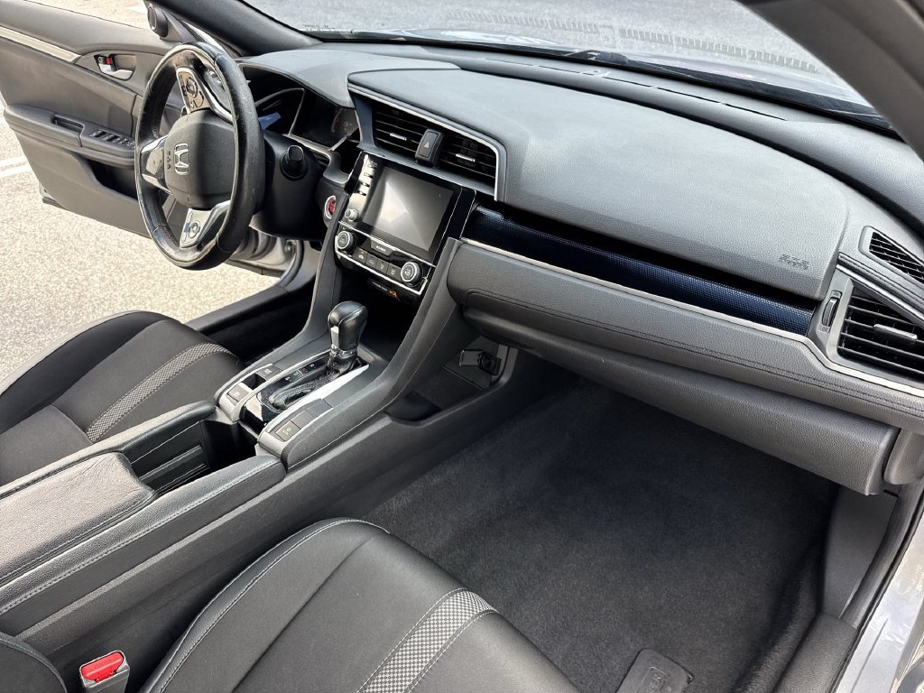 Used 2020 Honda Civic Sport image 32