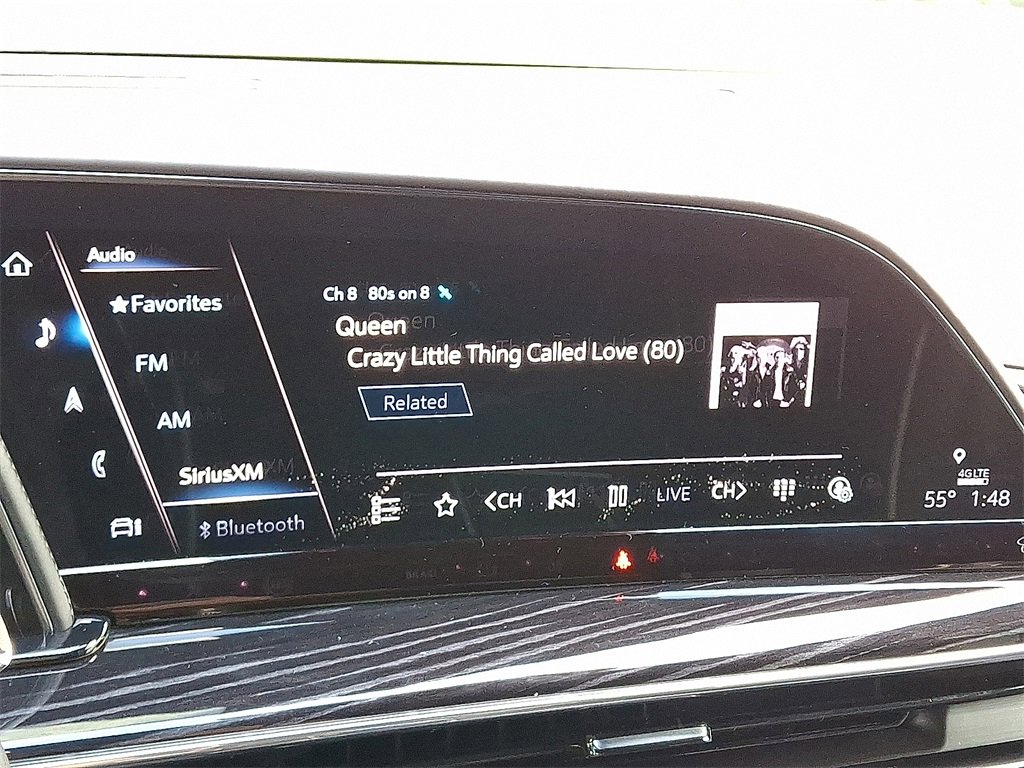 Used 2021 Cadillac Escalade ESV Sport w/ LPO, ONYX Package image 19