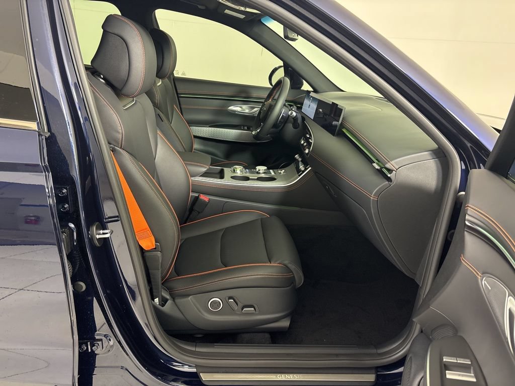 New 2026 Genesis GV70 2.5T Sport Prestige AWD/4WD image 12