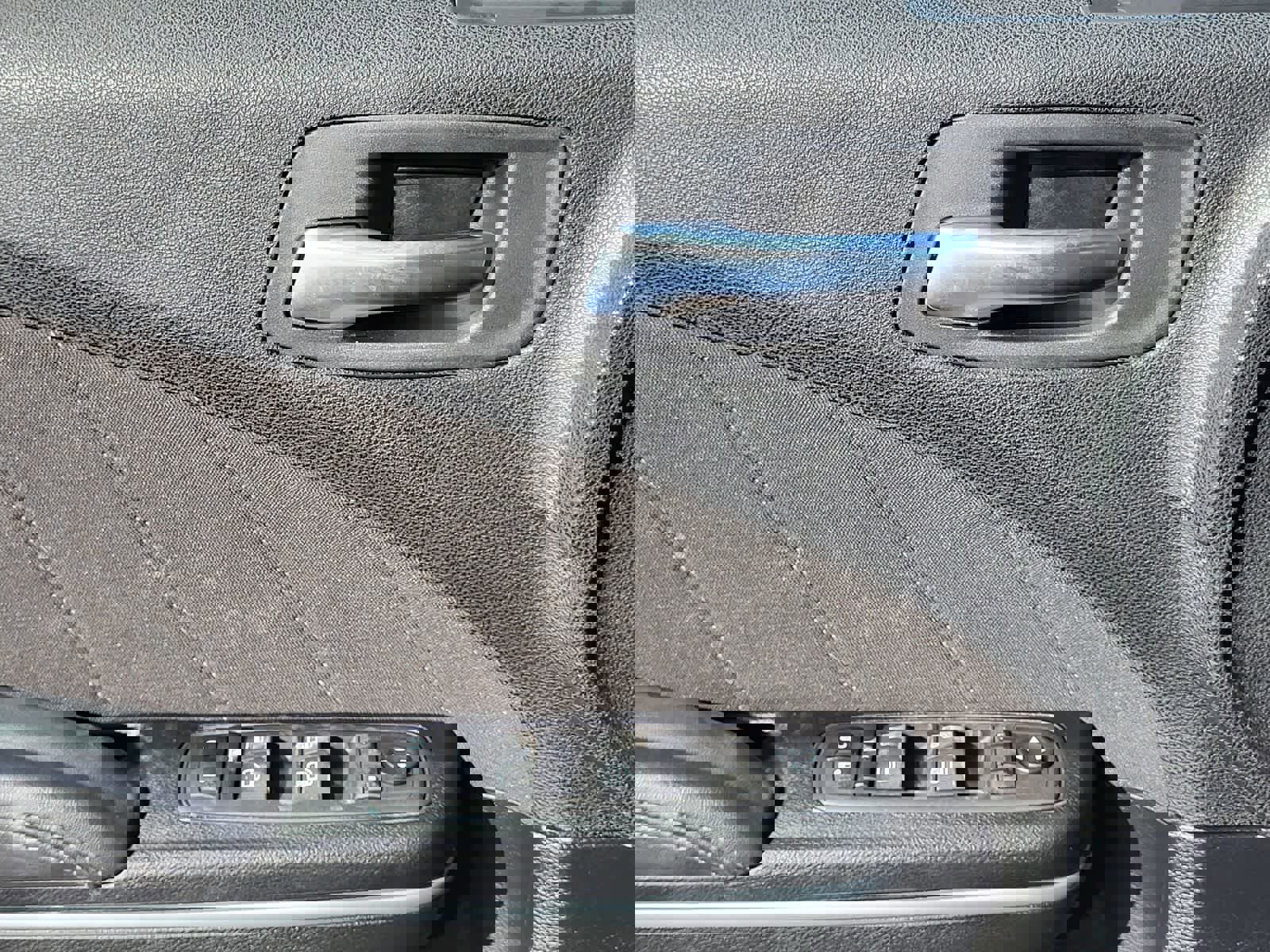 Used 2023 Dodge Charger GT w/ Technology Group image 14