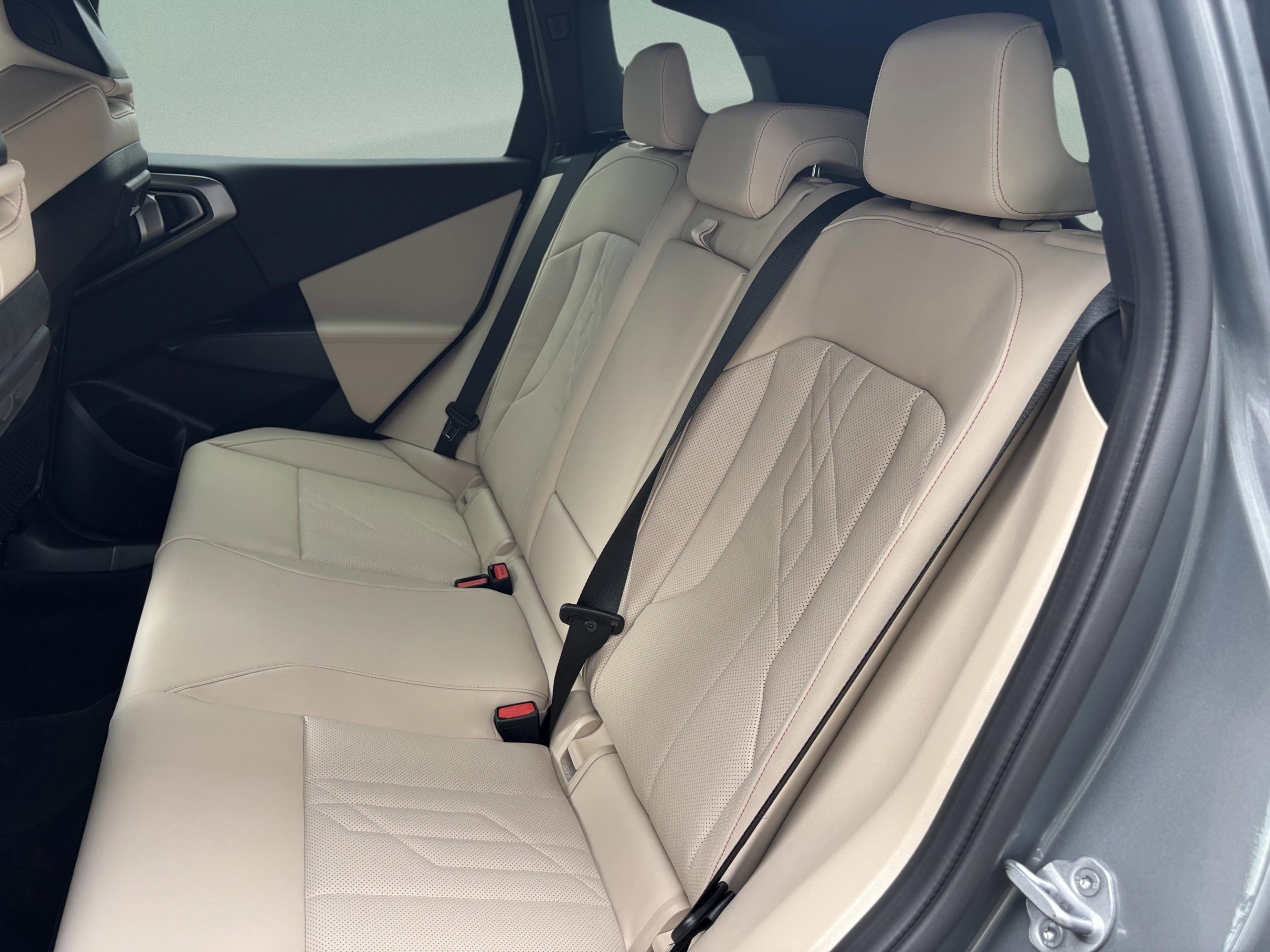 Used 2026 BMW X3 xDrive30 w/ Convenience Package image 27