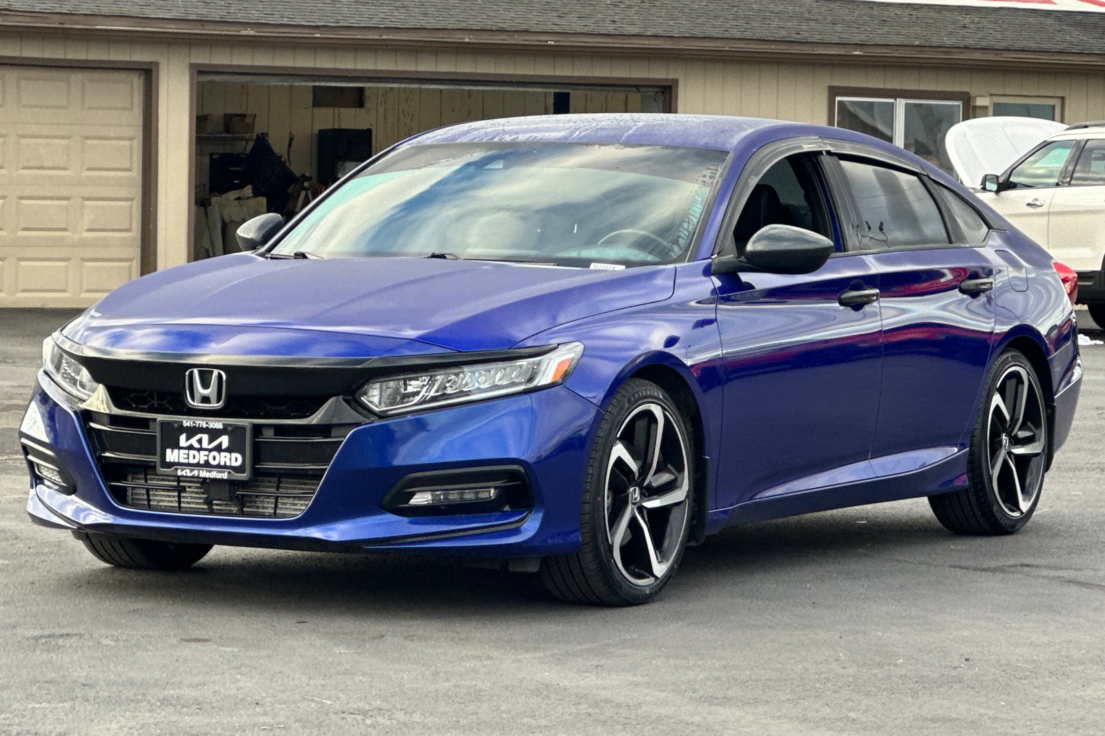 Used 2018 Honda Accord Sport image 9